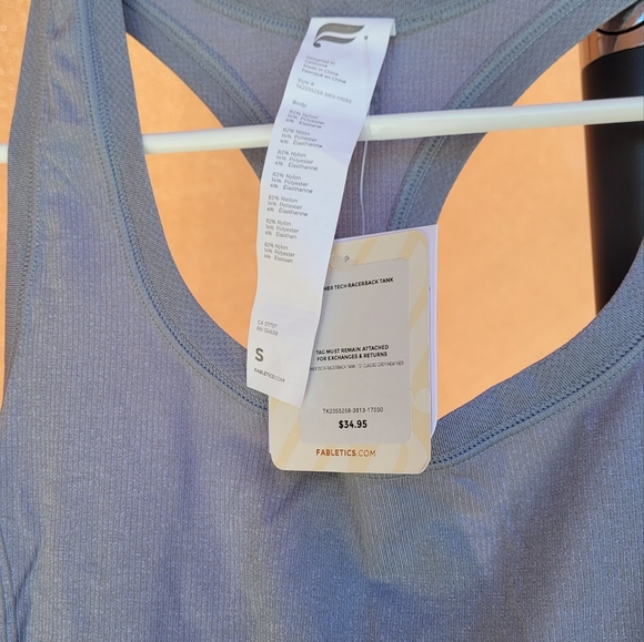 Lot of 3 Fabletics Tank Tops - Picture 3 of 8